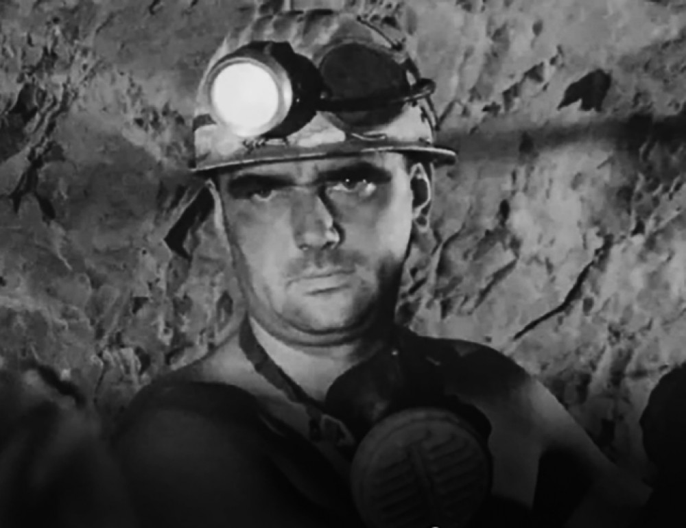 Kino: O življenju in delu rudarjev iz Idrije (dokumentarec)